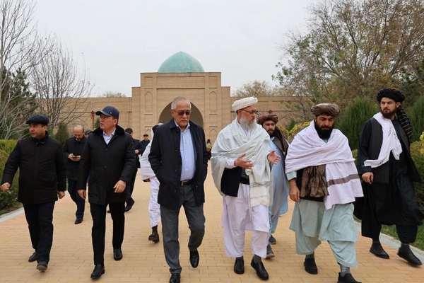 تاشکند از افزایش سفر تجاری افغانها به اوزبیکستان خبر داد