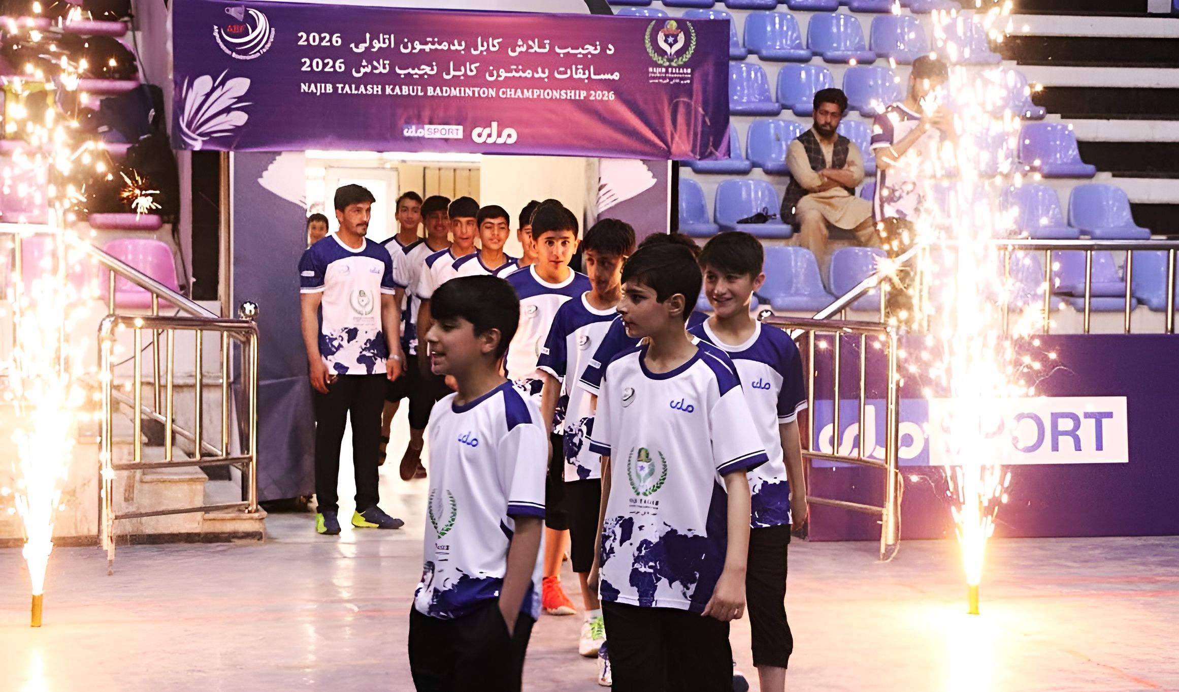 آغاز رقابت‌های بدمینتون در کابل با حضور ورزشکاران رده‌های سنی مختلف 
