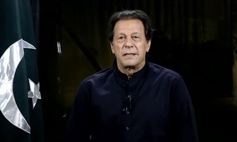 عمران خان د اڅکزي په مشرۍ افغانستان ته د سولې پلاوي استولو وړاندیز کړی