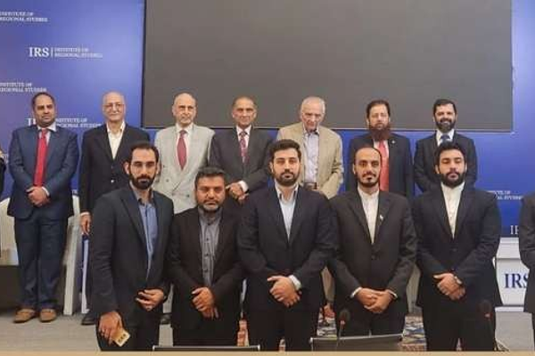 مسؤولون باكستانيون سابقون يتهمون الهند باستغلال التوتر بين إسلام آباد وطالبان