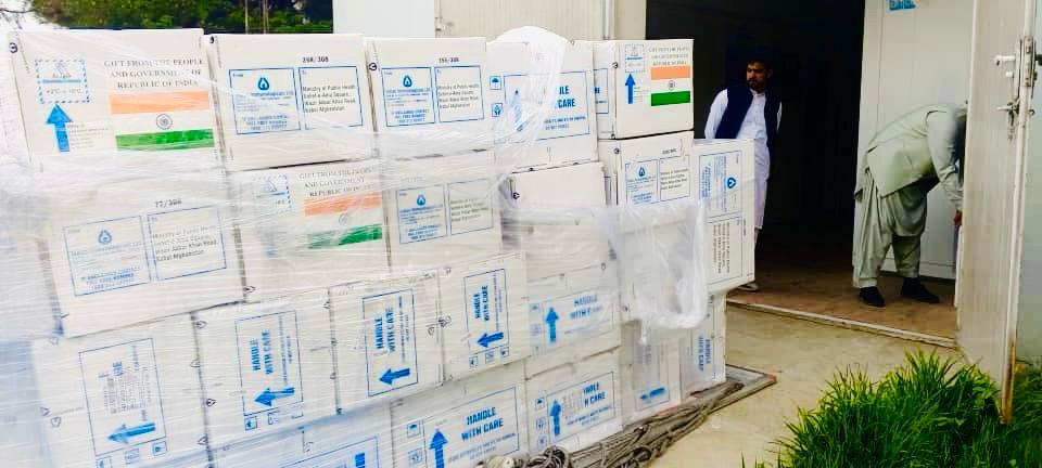 هند نزدیک به ۵ تُن واکسین به افغانستان کمک کرد