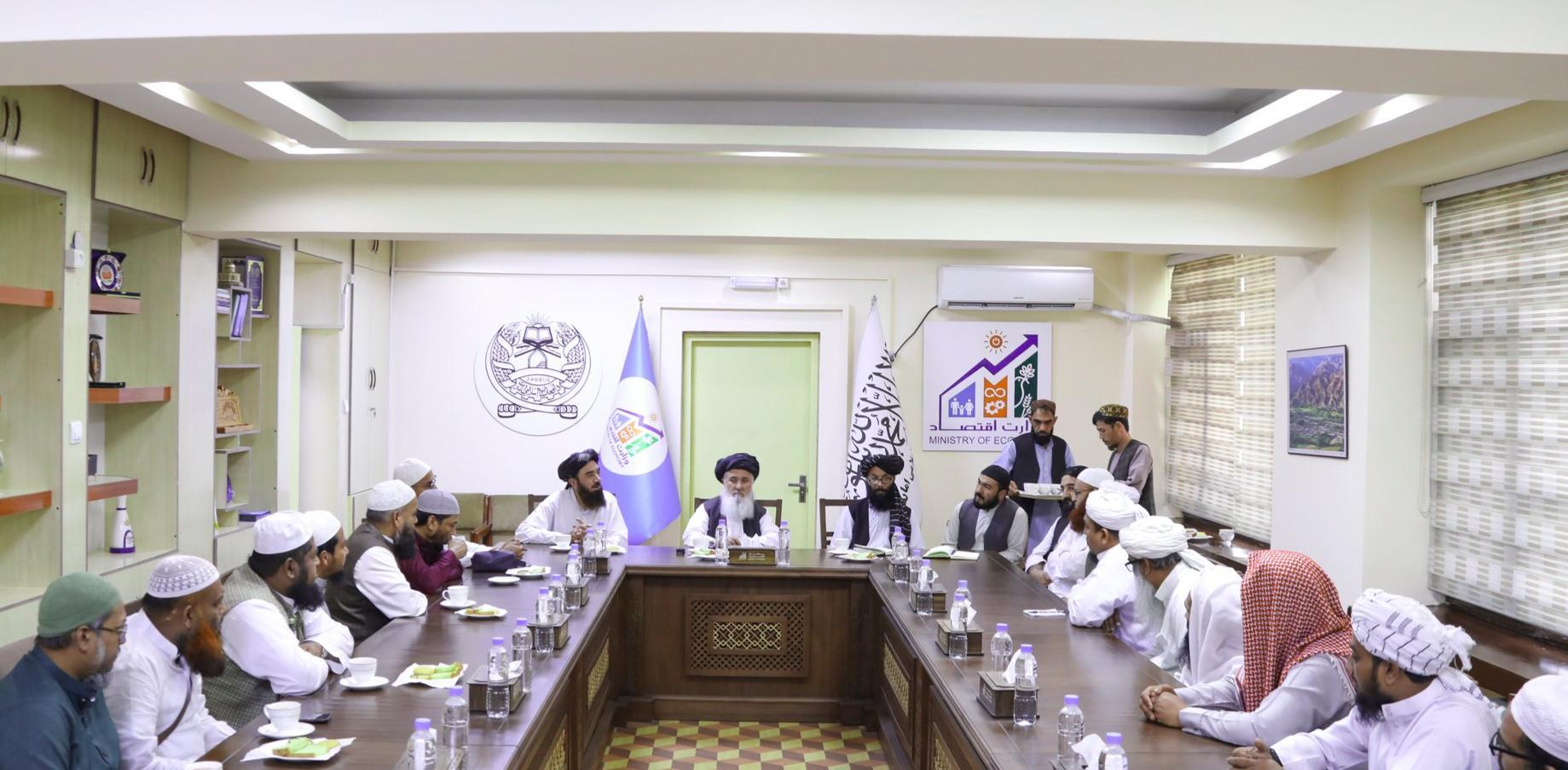 طالبان او بنګله‌دېشي سوداګر د اقتصادي او سوداګریزو اړیکو پر پراختیا غږېدلي