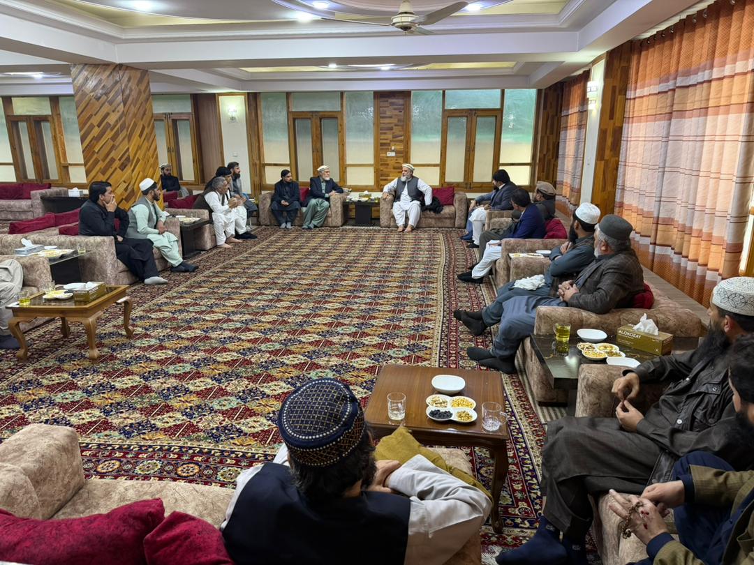 سوداګرو له طالبانو وغوښتل چې پاکستان کې بند پاتې سوداګریزو توکو ازادولو ته حل لاره ومومي