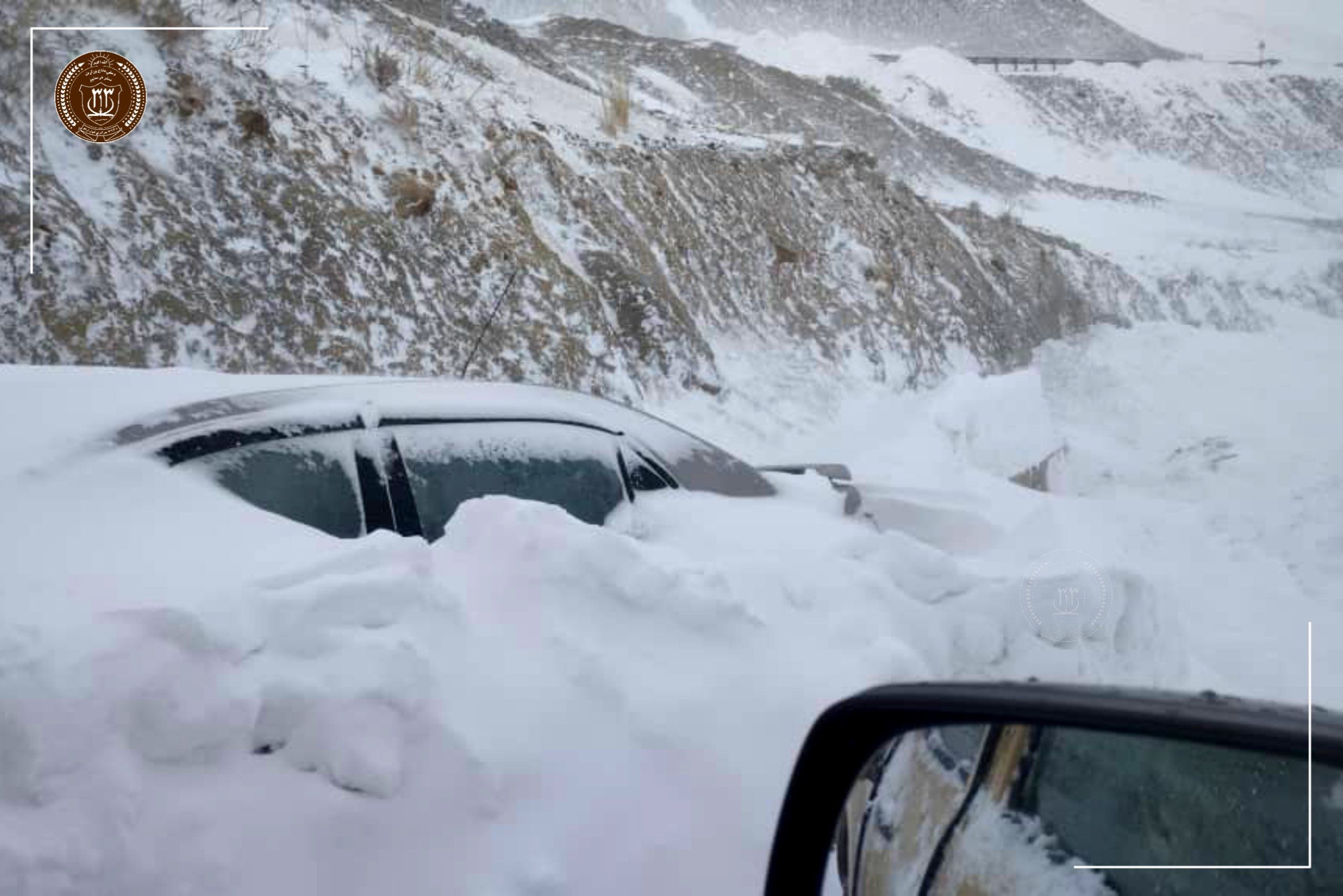 د کابل-بامیان پر لویه لار په واوارو کې بند پاتې مساپر ژغورل شوي