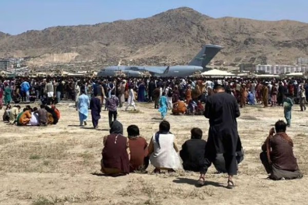 اللجنة في مجلس النواب الأميركي تدرس تداعيات عيوب عملية إجلاء الأفغان