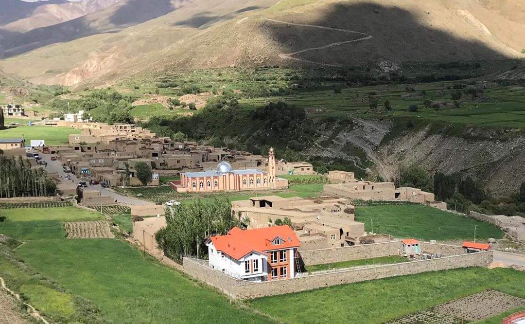 «شکنجه یک نظامی پیشین»؛ باشندگان پریان پنجشیر علیه طالبان اعتراض کردند