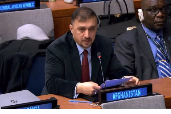 ممثل أفغانستان: الحل لأزمة البلاد يكمن في تشكيل حكومة شاملة