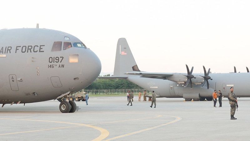 امریکا به سیل‌زدگان پاکستان کمک کرد اما به زلزله‌زدگان افغانستان نه