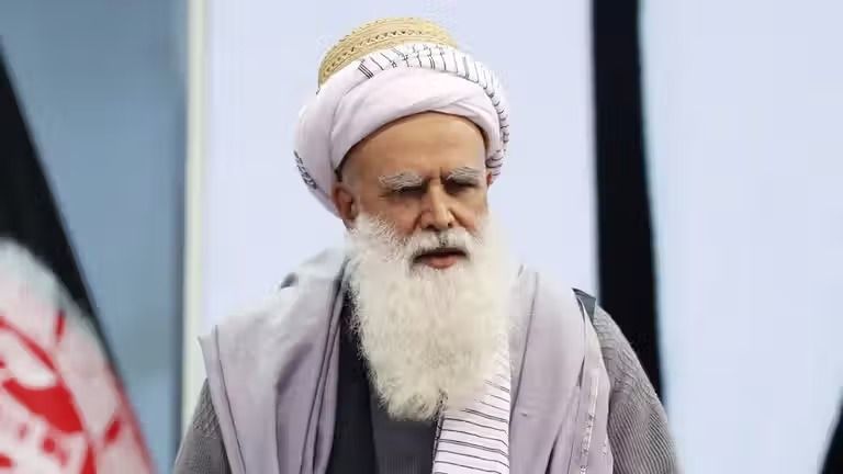 سیاف: طالبان مردم را از دین دور کرده است