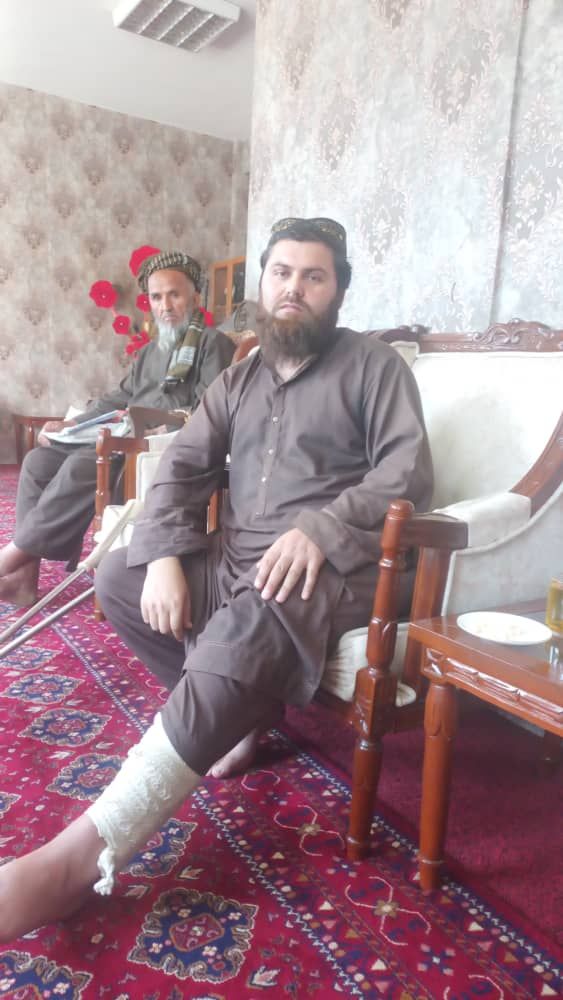 سخنگوی طالبان می‌گوید به پرونده مرد زخمی در حادثه با مقام محلی قندوز رسیدگی شده است