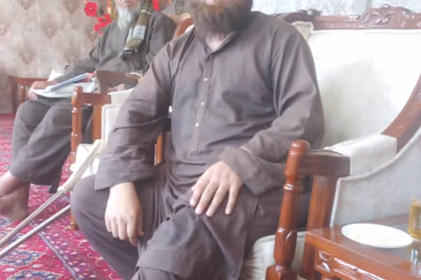 سخنگوی طالبان میگوید به پرونده مرد زخمی در حادثه با مقام محلی قندوز رسیدگی شده است