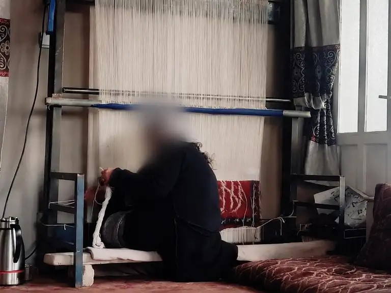 ۱۸ کلنې نجونې؛ پنځه کاله وروسته هم د خپلو نیمګړو خوبونو د پوره کېدو په تمه