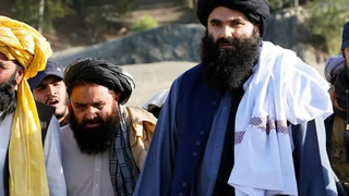 له ملا هبت الله سره لیدنه؛ حقاني په لویه پکتیا کې خپلې یو شمېر ځنډېدلې پروژې بېرته پیل کړې