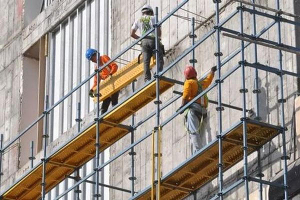 طرح جدید جمهوری اسلامی: کارگر مهاجر فقط وقتی استخدام شود که نیروی ایرانی در دسترس نباشد