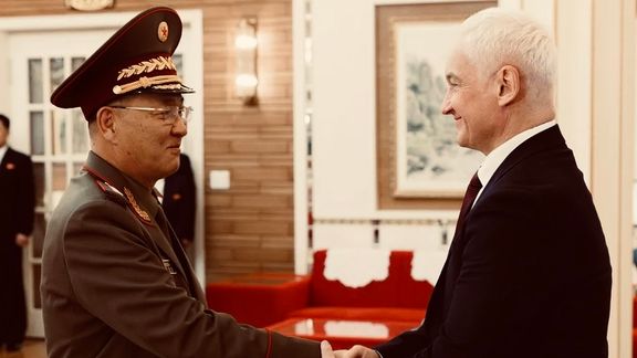 د روسې او شماليکوریا د دفاع وزیرانو د پوځي همکاریو د پراخولو په موخه سره لیدلي