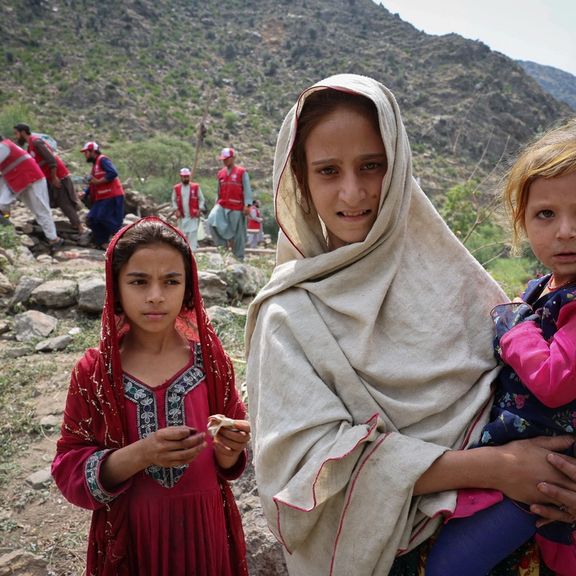 سازمان ملل: دختران نجاتیافته از زلزله افغانستان به شدت دچار تروما شدهاند