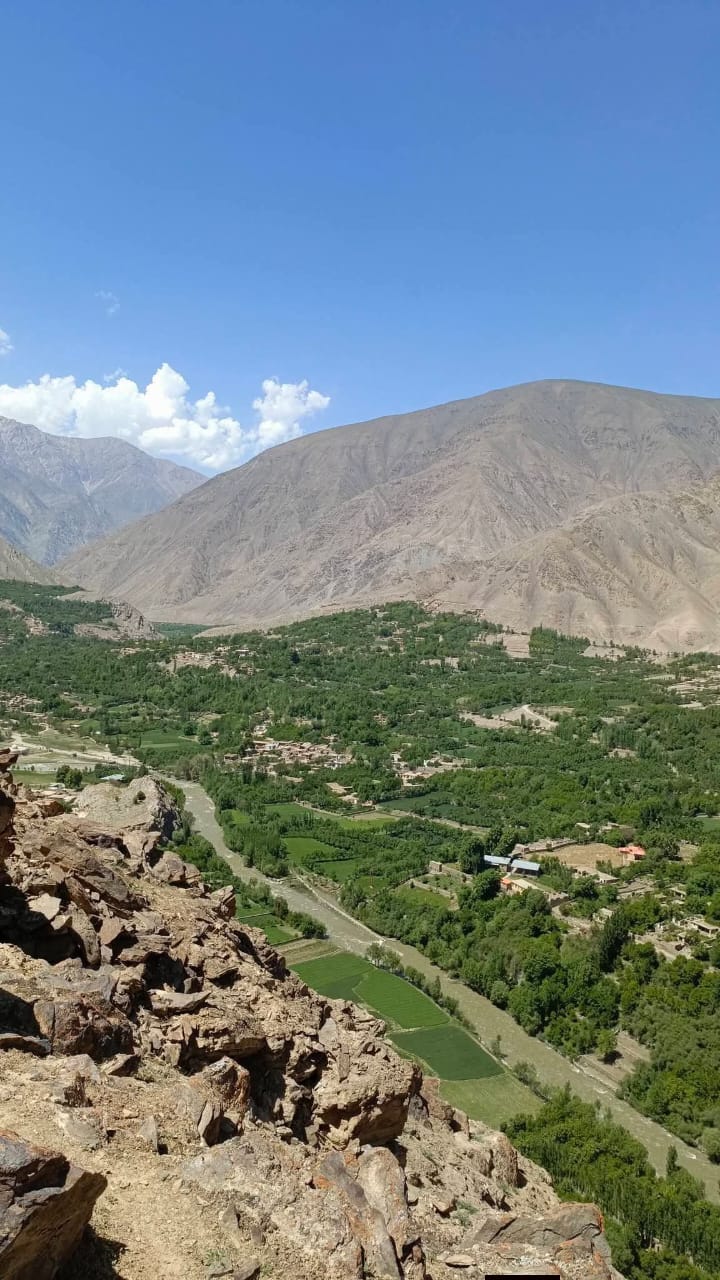 منابع می‌گویند طالبان پنج غیرنظامی را پس از کشف ماین در تخار بازداشت کرد