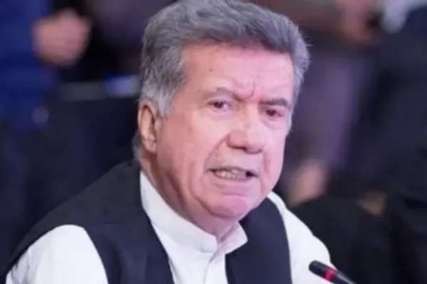 ختک: کشورهای محروم از دانش نمیتوانند از خود دفاع کنند