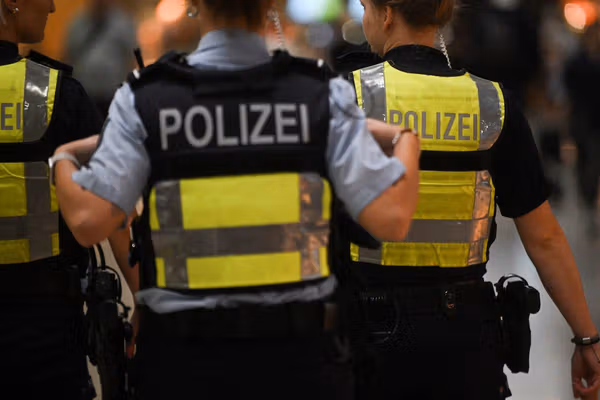 آلمان یک پناهجوی «مجرم» را به افغانستان اخراج کرد