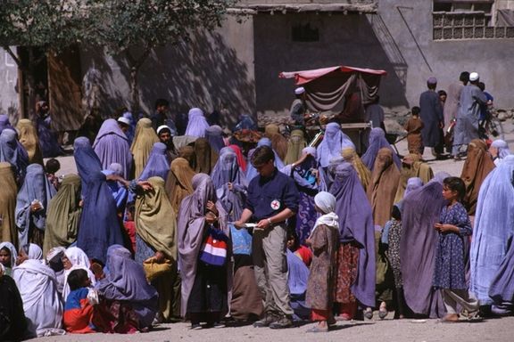 صلیب سرخ: افغانها با یک انتخاب روبرو هستند، خوردن یا خرید موادی برای گرما