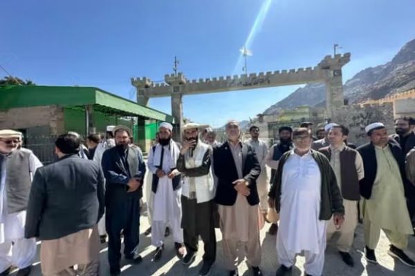 Torkham Border Stays Closed As Taliban Refuses To Stop Construction, Says Jirga Members