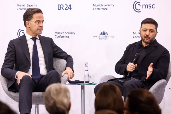 دبیرکل ناتو: روسیه در جنگ اوکراین دیوانهوار آسیب دیده است