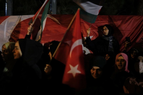 په استانبول کې لسګونه زره کسانو د اسراییل پر ضد لاریون کړی