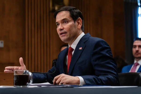 د امریکا د بهرنیو چارو وزیر ښايي د اوکراین په تړاو د ناټو غونډه کې ګډون ونهکړي