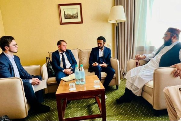طالبانو له روسیې سره د خوړو پر خوندیتوب او د سوداګریزو همکاریو پر ډېرولو خبرې کړې دي