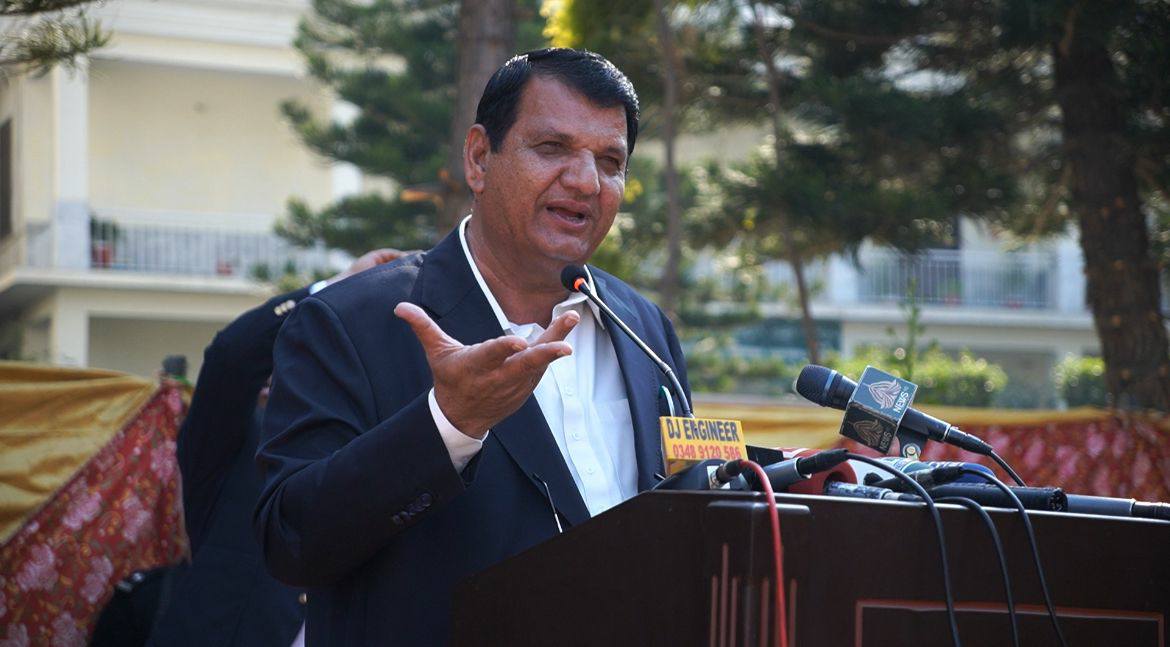  د پاکستان د سرحدونو فدرالي وزیر: له افغانستان سره خبرې د ایالتي حکومت په واک کې نه دي