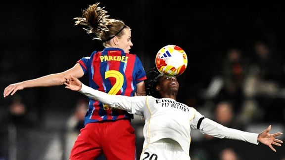 بارسلونا ۲–۰ رئال مادرید؛ آبیاناریها فاتح سوپرجام فوتبال زنان اسپانیا شدند