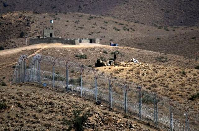 د پاکستان امنیتي سرچینې: «خوارجو له افغان طالبانو سره په ګډه» زموږ پر پوستو برید وکړ