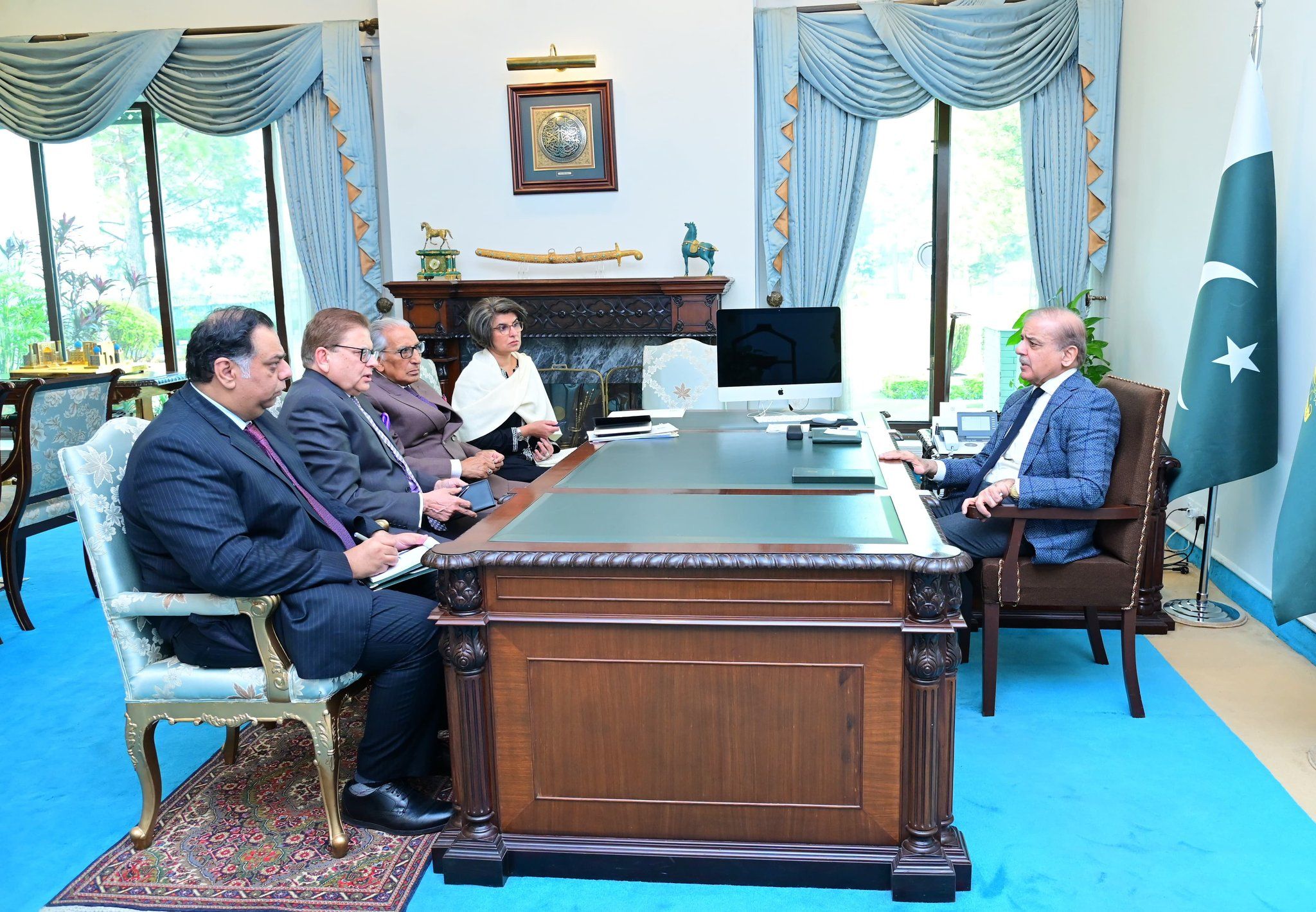 محمد صادق کابل ته د خپل سفر معلومات له شهباز شریف سره شریک کړل