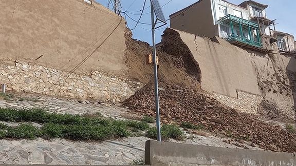 په غزني کې سېلابونو د يوې تاریخي کلا دېوال او یو شمېر تاریخي ابدې ویجاړې کړې