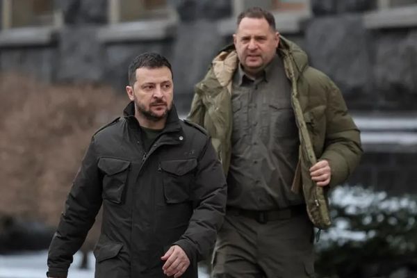 رئیس دفتر زلنسکی و ارشدترین مذاکرهکننده صلح اوکراین استعفا داد