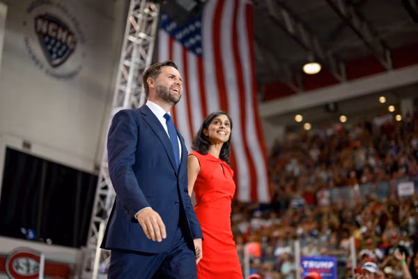 معاون رئیسجمهور امریکا امیدوار است همسر هندیتبارش دین مسیحیت را بپذیرد