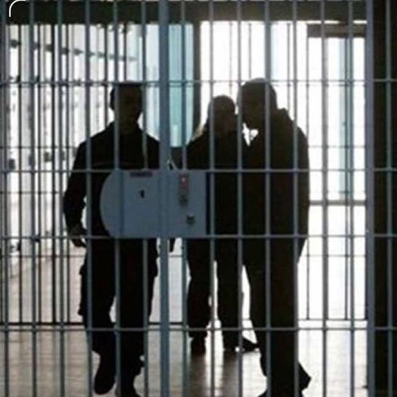 ایراني رسنۍ: په ایران کې ۱۰۰۰ تنه افغان بندیان افغانستان ته ستنول کېږي