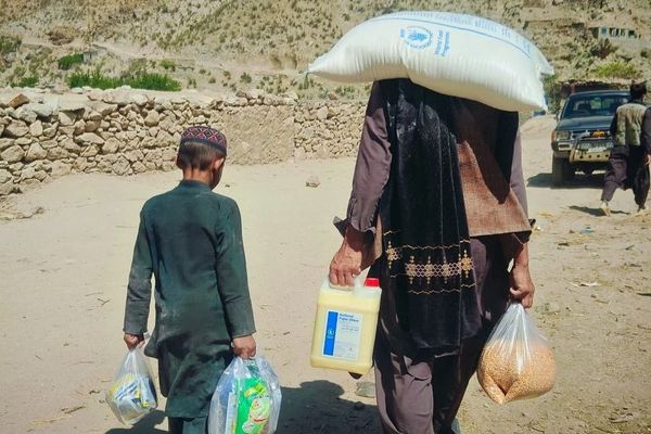 د خوړو نړیوال پروګرام: د بودجې کمښت یې د افغانستان بشري مرستې له ګواښ سره مخ کړې