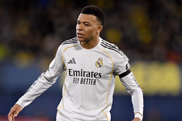 رئال مادرید ۲–۰ ویارئال؛ امباپه با غرقکردن «زیر دریاییهای زرد» کهکشانیها را صدرنشین کرد