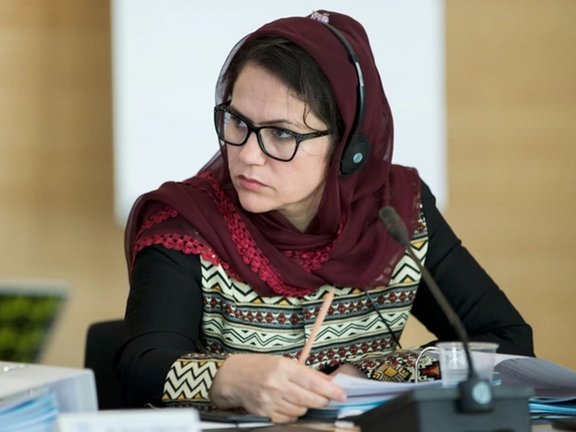 فوزیه کوفي: طالبان د خلکو په زنداني کولو سره ازاد غږونه نهشي غلي کولی