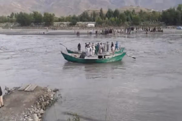 په ننګرهار کې درې کسان په اوبو کې د ډوبېدو له امله مړه شوي