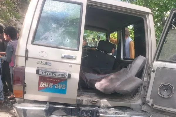 د پاکستان په ګلګت بلتستان کې د پولیسو پر موټر ډزو کې درې پولیس وژل شوي