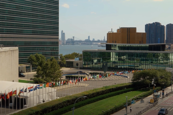 د افغانستان نړیواله انزوا څومره لوی خطر لري