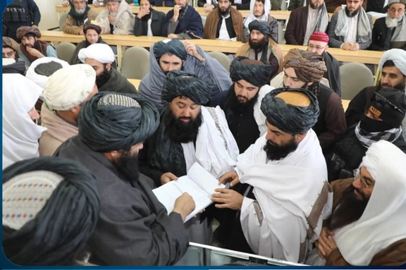 طالبانو په جهادي مدرسو کې د ۵۰ زره زدکوونکو د جذب لپاره عمومي ازموینه واخیسته