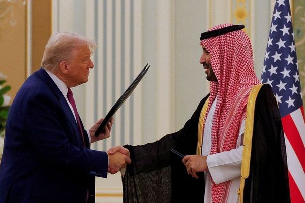 ټرمپ په سپینه ماڼۍ کې محمد بن سلمان ته هرکلی ووایه