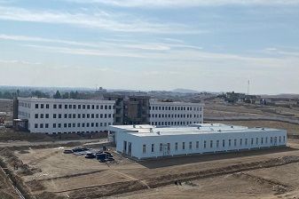 د جمهوریت له ړنګېدو وروسته په ننګرهار کې د ختیځ ۱۰۰۰ بستریز روغتون چارې په ټپه ولاړې دي