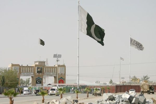 د افغانستان او پاکستان ترمنځ د لارو بندېدو پاکستان کې بشري او اقتصادي ناورین رامنځته کړی