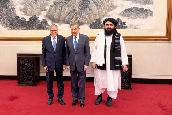 پاکستان او چین پرېکړه کړې چې سيپیک پروژه افغانستان ته وغځوي