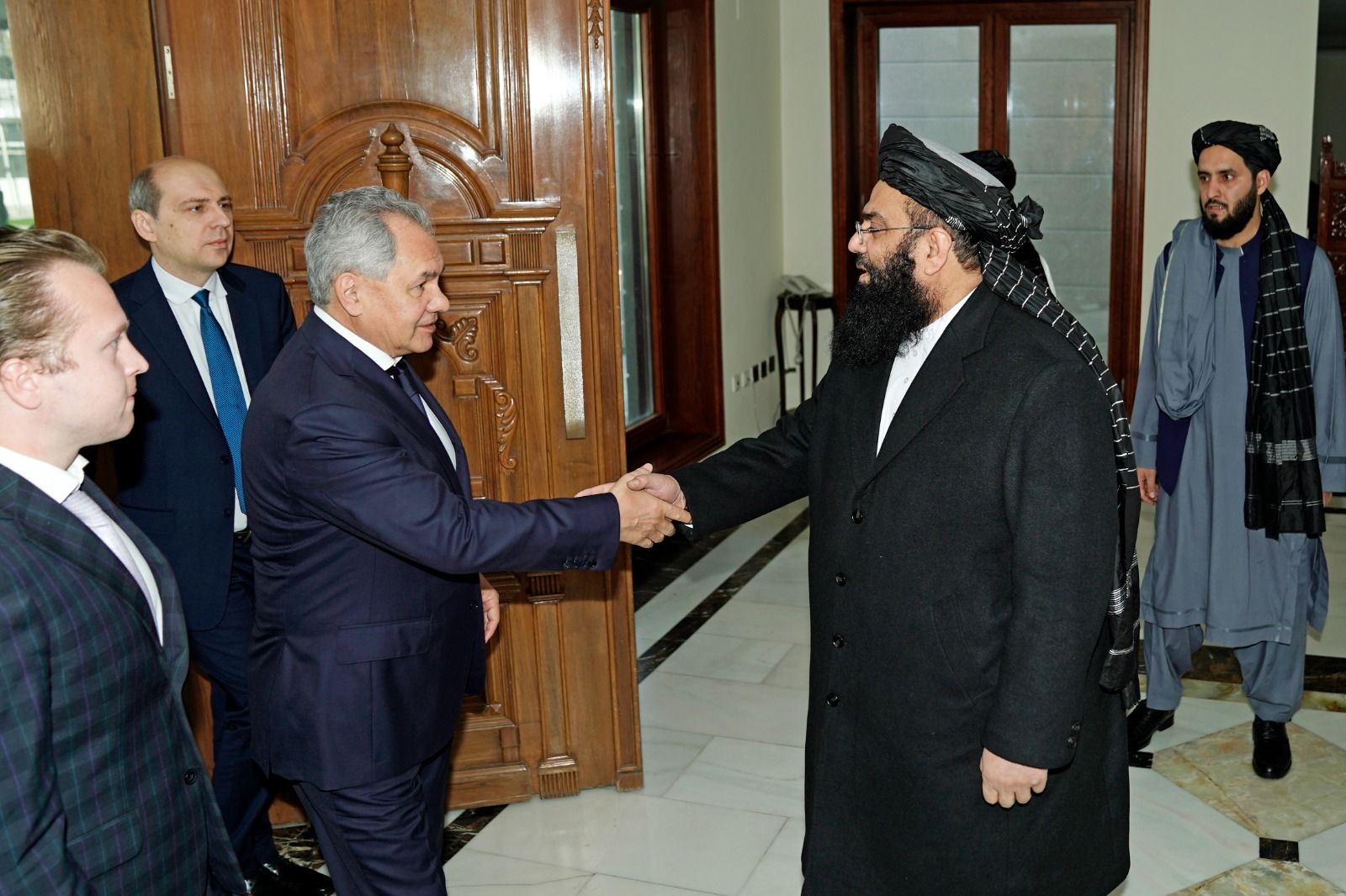 د روسیې د ملي امنیت شورا سرمنشي په کابل کې له طالب چارواکو سره وکتل