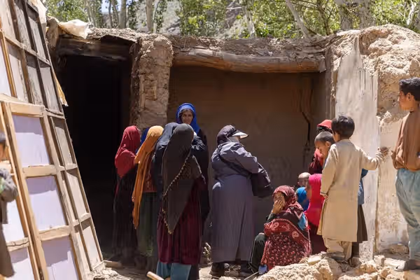 د طالبانو لاسوهنې د ملګرو ملتونو د مرستندویانو کارونه له خنډ سره مخ کړي